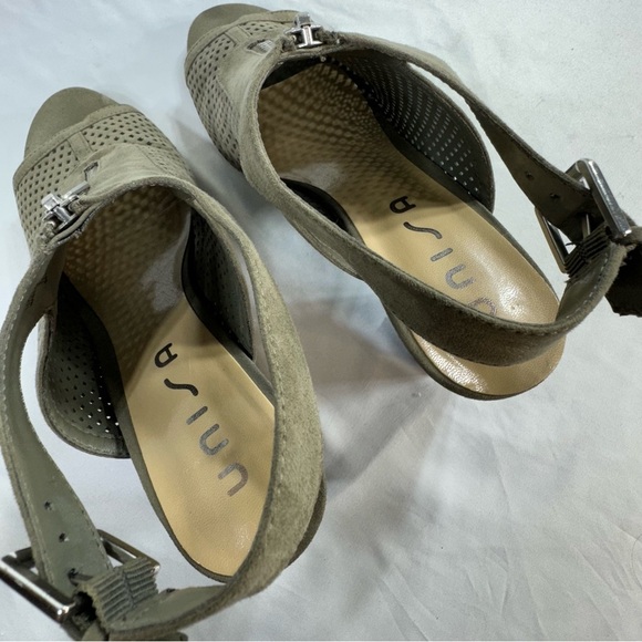 Unisa Faux Suede Unpaice Laser Cut Mesh Peep Toe Zipper Block Heels - Taupe - Picture 4 of 6